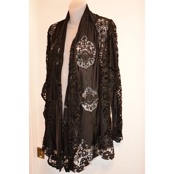 Sky XS Holu Jacket Wrap Cover Up Black Embroidered Fall Fashion - Picture 5 of 12